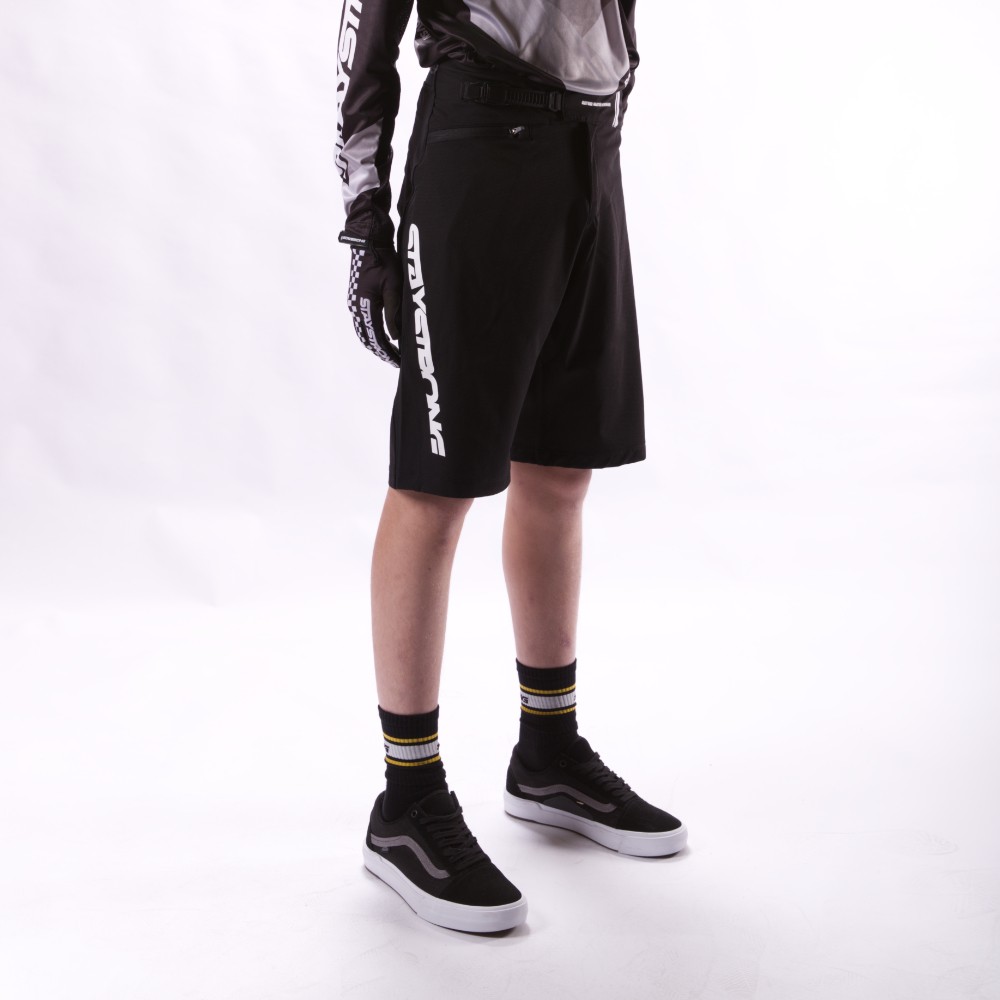 STAY STRONG V2 RACE SHORT BLACK/WHITE ADULT