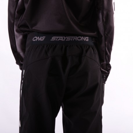 STAY STRONG V2 RACE SHORT BLACK/WHITE ADULT