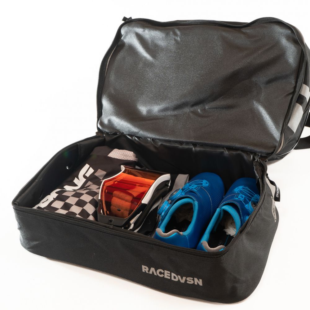 STAYSTRONG CHEVRON HELMET BAG BLACK