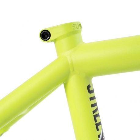 Sunday Street Sweeper Frame Mat Kiwi