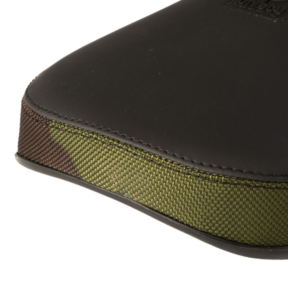 Stay Strong Combo Mid Pivotal Seat Black/Camo