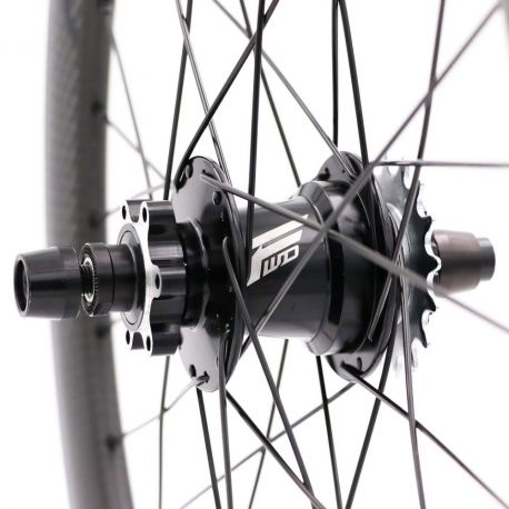 Pride Control Exp V-Brakes 28h / Forward Joyride V2 10mm Wheelset