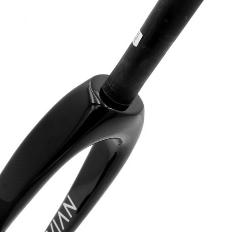 Avian Versus 1" Youth 20’’Fork -10mm - Gloss Black