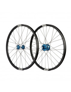 Roues 20" (451) Pride Control V1 Blue 10mm - Helium M21
