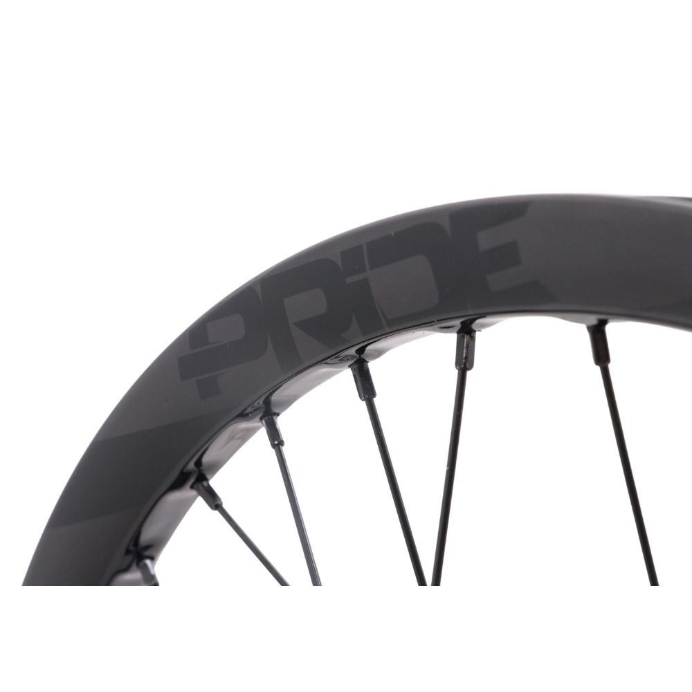 Roues 20" (406) Pride Wave Gloss Black / Pride Control 15mm - Black