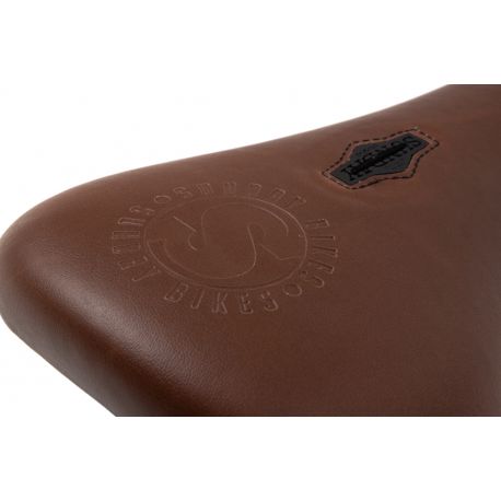 Sunday Pivotal Badge Perforated Brown Seat