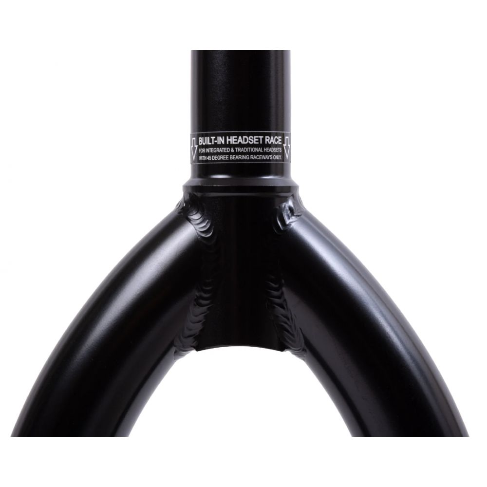 Fourche Odyssey R-32 Black