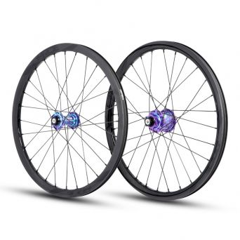 Roues 20" (451) Pride Wave Gloss Black / Pride Matrix 10/10mm - Splash Blu/Pur