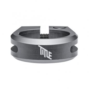 copy ofCollier De Selle Title - Chrome