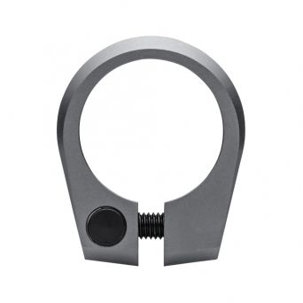 copy ofCollier De Selle Title - Chrome 2