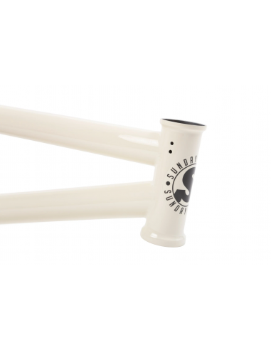 Sunday Park Ranger Frame Gloss Classic White