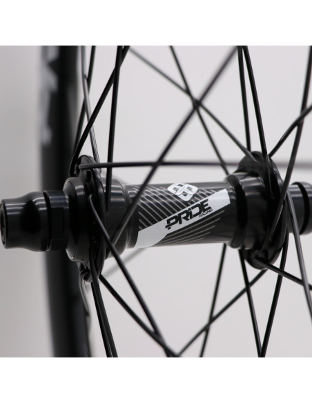 Wheels 20" (451) Pride Gravity Gloss Disc - Pride Control V1 Black