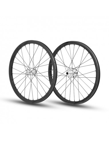 Roues 20" (451) Pride Wave Gloss Black / Pride Control 10/15mm - Polish