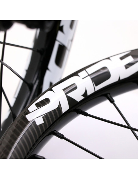 Roues 20" (406) Pride Gravity Gloss - Control V2 20/10mm Black